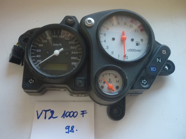 VTR 1000 F98